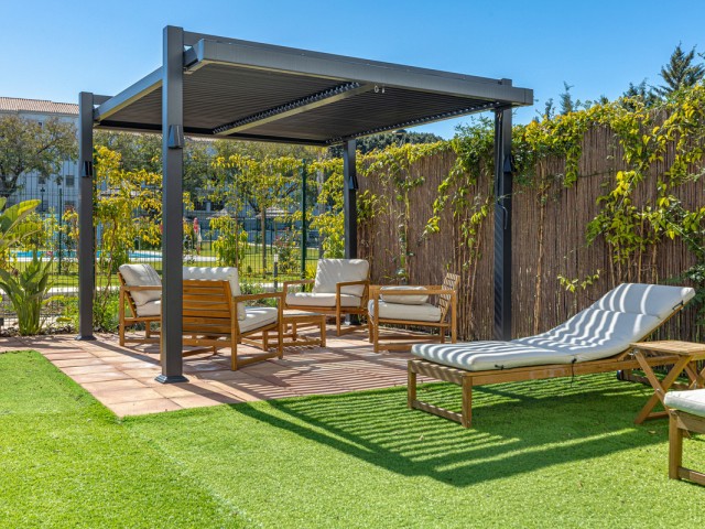 2 Bedrooms Apartment in Estepona