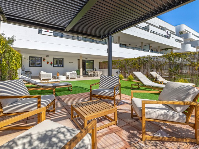 2 Bedrooms Apartment in Estepona