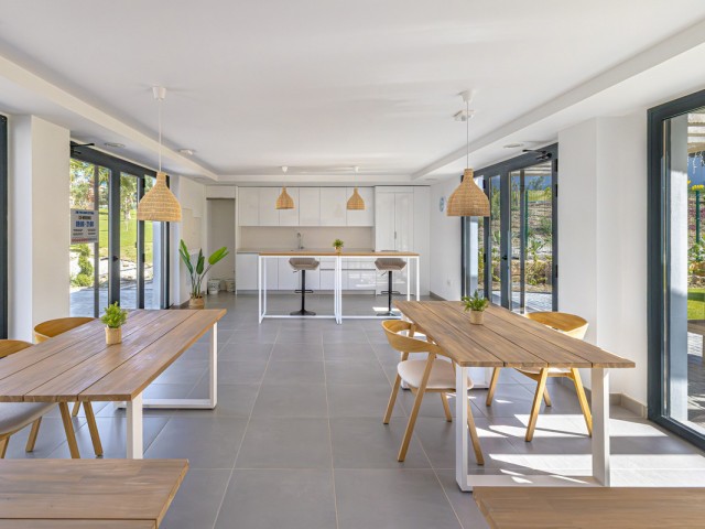 2 Bedrooms Apartment in Estepona