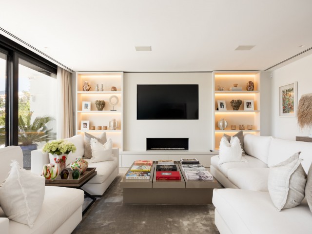 4 Bedrooms Villa in Nueva Andalucía