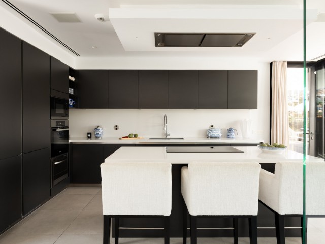 4 Bedrooms Villa in Nueva Andalucía