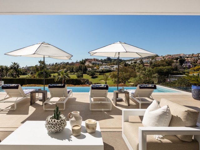 4 Bedrooms Villa in Nueva Andalucía