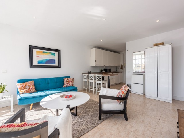 2 Bedrooms Apartment in San Pedro de Alcántara