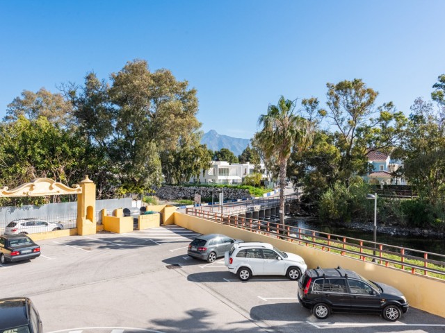 2 Bedrooms Apartment in San Pedro de Alcántara