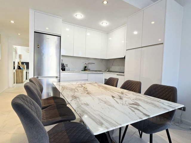 1 Bedrooms Apartment in Puerto Banús