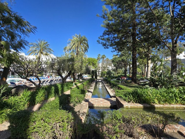 1 Makuuhuoneen Huoneisto Puerto Banús
