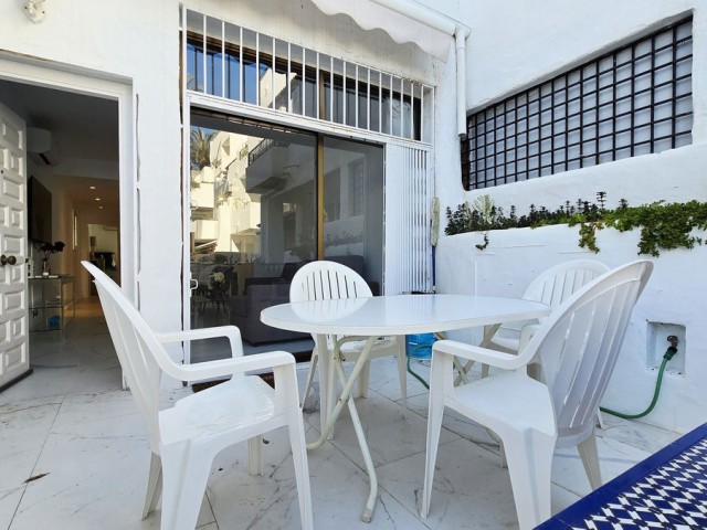 1 Makuuhuoneen Huoneisto Puerto Banús