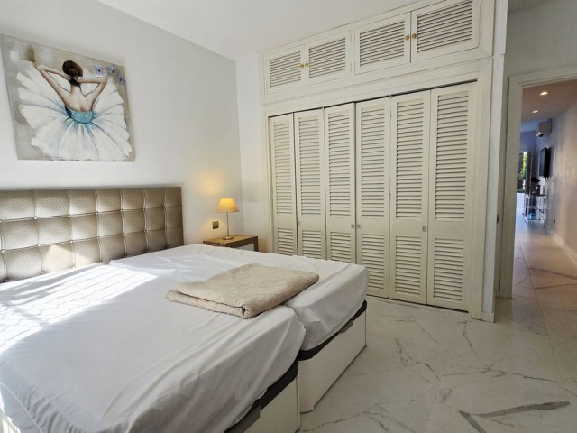 1 Makuuhuoneen Huoneisto Puerto Banús