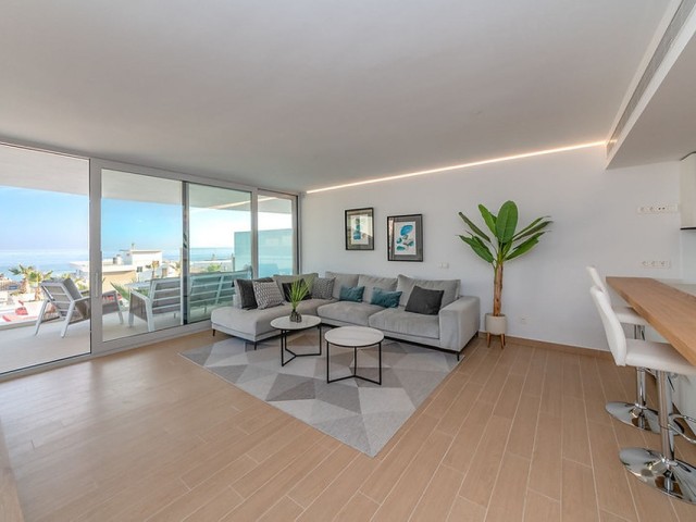 2 Bedrooms Apartment in Fuengirola