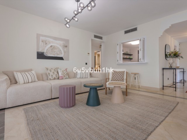 3 Bedrooms Apartment in Estepona