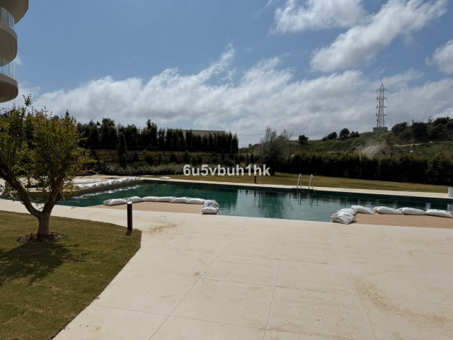 2 Bedrooms Apartment in Fuengirola