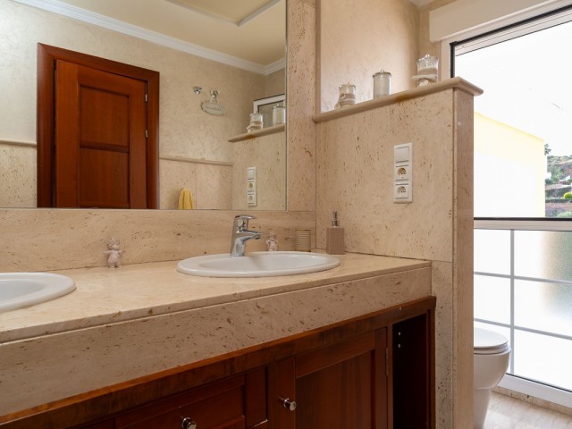 4 Soveroms Rekkehus i Calahonda