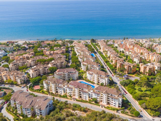 2 Schlafzimmer Apartment in Elviria