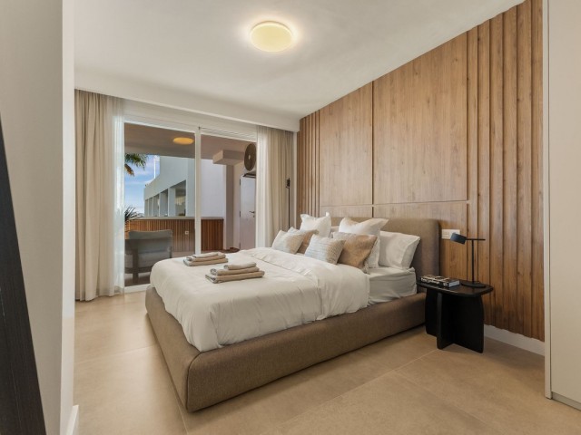 2 Bedrooms Apartment in Nueva Andalucía