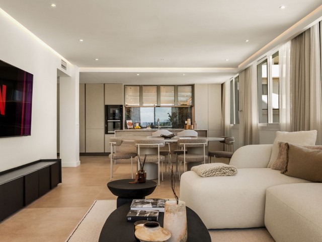 2 Bedrooms Apartment in Nueva Andalucía