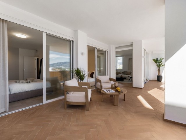 2 Bedrooms Apartment in Nueva Andalucía