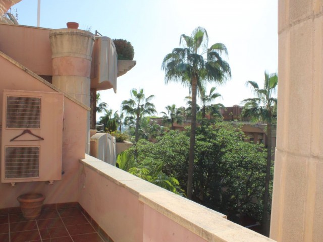 2 Bedrooms Apartment in Marbella