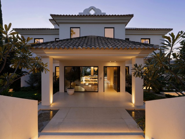 6 Slaapkamer Villa in Nueva Andalucía