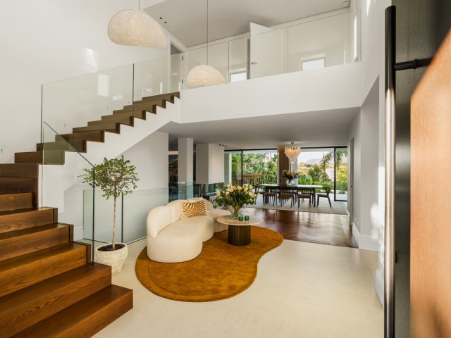 6 Slaapkamer Villa in Nueva Andalucía