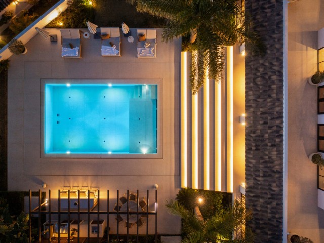 6 Slaapkamer Villa in Nueva Andalucía