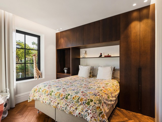 6 Slaapkamer Villa in Nueva Andalucía