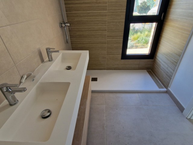 3 Bedrooms Apartment in Estepona