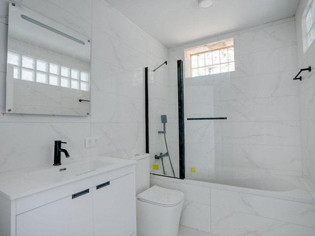 3 Bedrooms Villa in Estepona