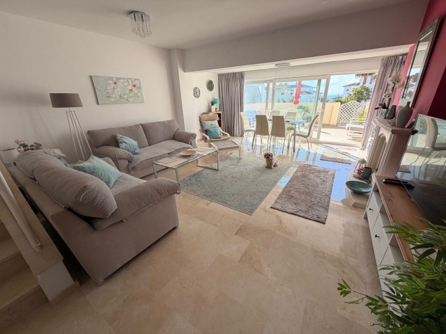 4 Makuuhuoneen Rivitalo Calahonda