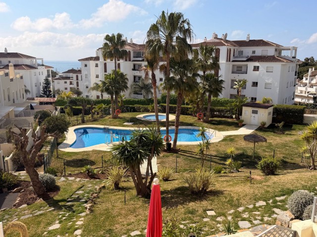 4 Makuuhuoneen Rivitalo Calahonda