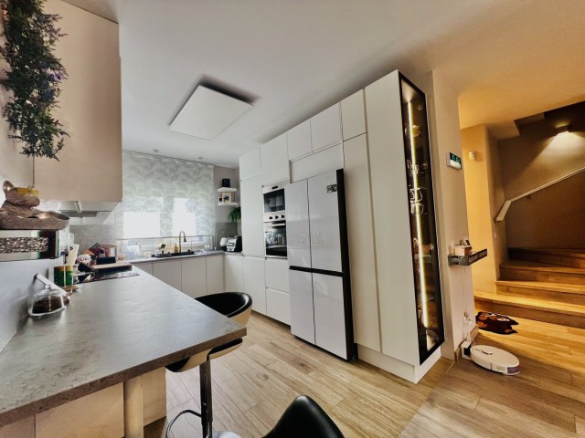 3 Bedrooms Townhouse in Estepona