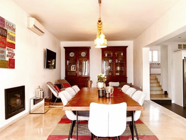 4 Schlafzimmer Villa in La Duquesa