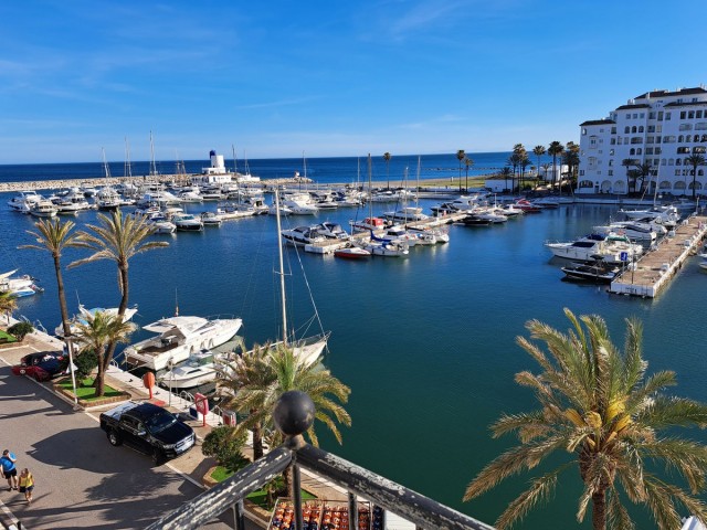 4 Slaapkamer Villa in La Duquesa