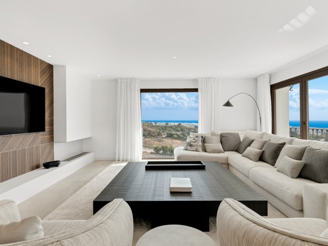 5 Bedrooms Villa in Estepona