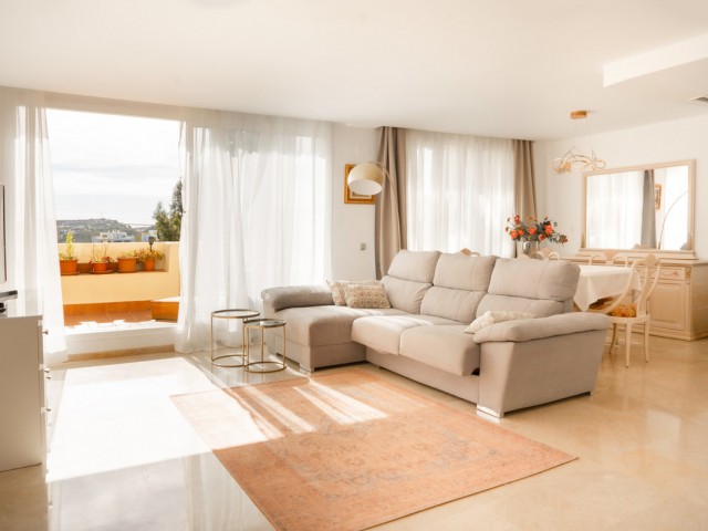 2 Makuuhuoneen Huoneisto Benahavís