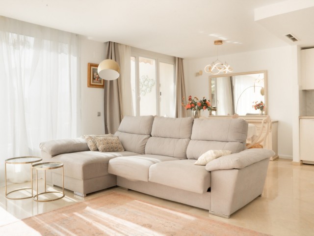 2 Makuuhuoneen Huoneisto Benahavís