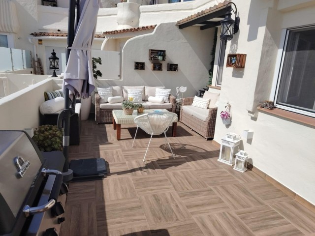 2 Bedrooms Apartment in Benalmadena