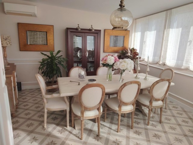 Apartamento con 2 Dormitorios  en Benalmadena
