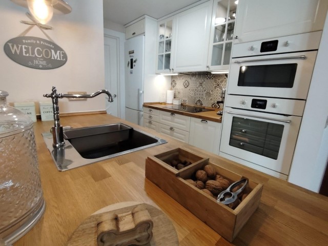 Apartamento con 2 Dormitorios  en Benalmadena