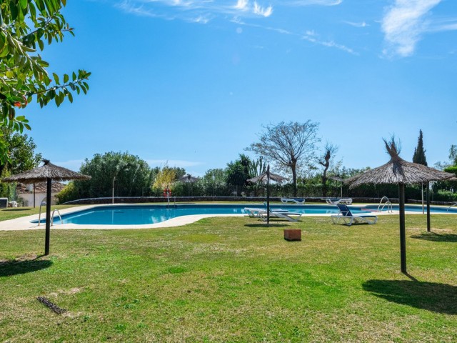 Maison mitoyenne avec 2 Chambres  à Altos de los Monteros