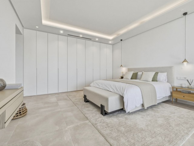 4 Bedrooms Villa in Marbella