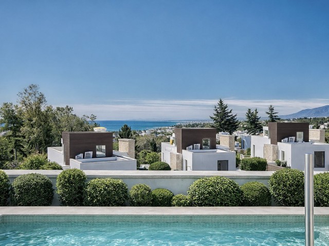 4 Bedrooms Villa in Marbella