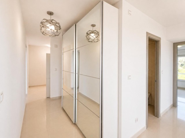 3 Makuuhuoneen Huoneisto La Carihuela