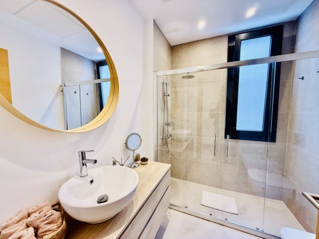 4 Bedrooms Villa in Benalmadena Costa