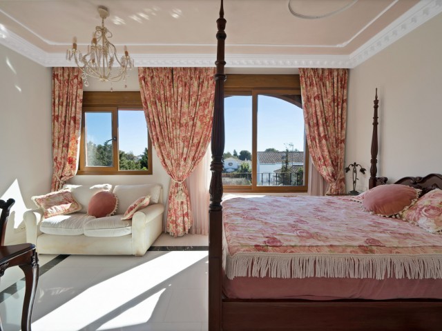 5 Schlafzimmer Apartment in Guadalmina Baja