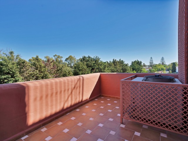 5 Schlafzimmer Apartment in Guadalmina Baja