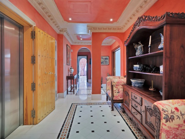 5 Schlafzimmer Apartment in Guadalmina Baja