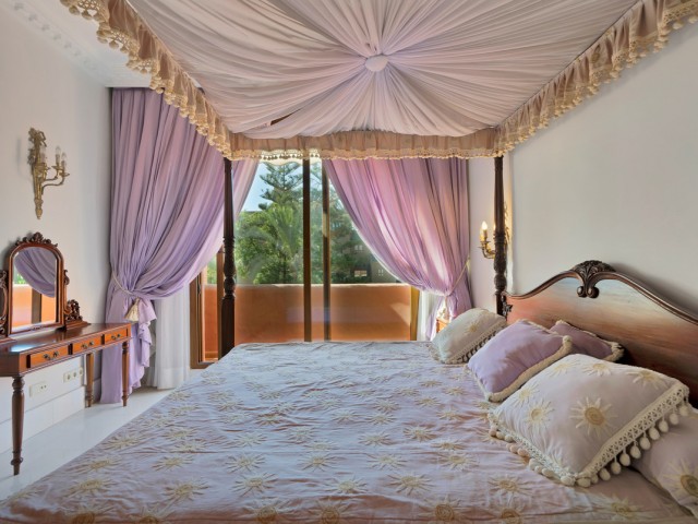 5 Schlafzimmer Apartment in Guadalmina Baja