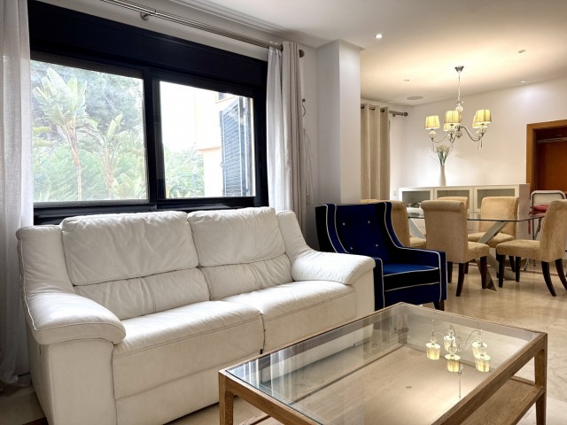 2 Bedrooms Apartment in Puerto Banús