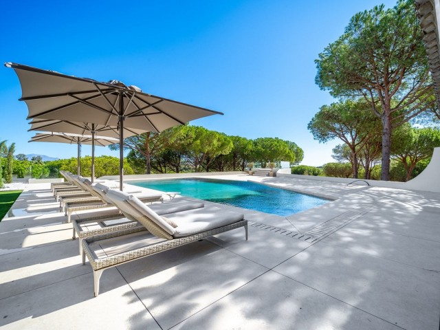7 Bedrooms Villa in Sotogrande