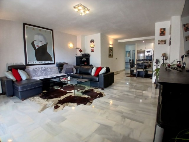 3 Makuuhuoneen Huoneisto Calahonda